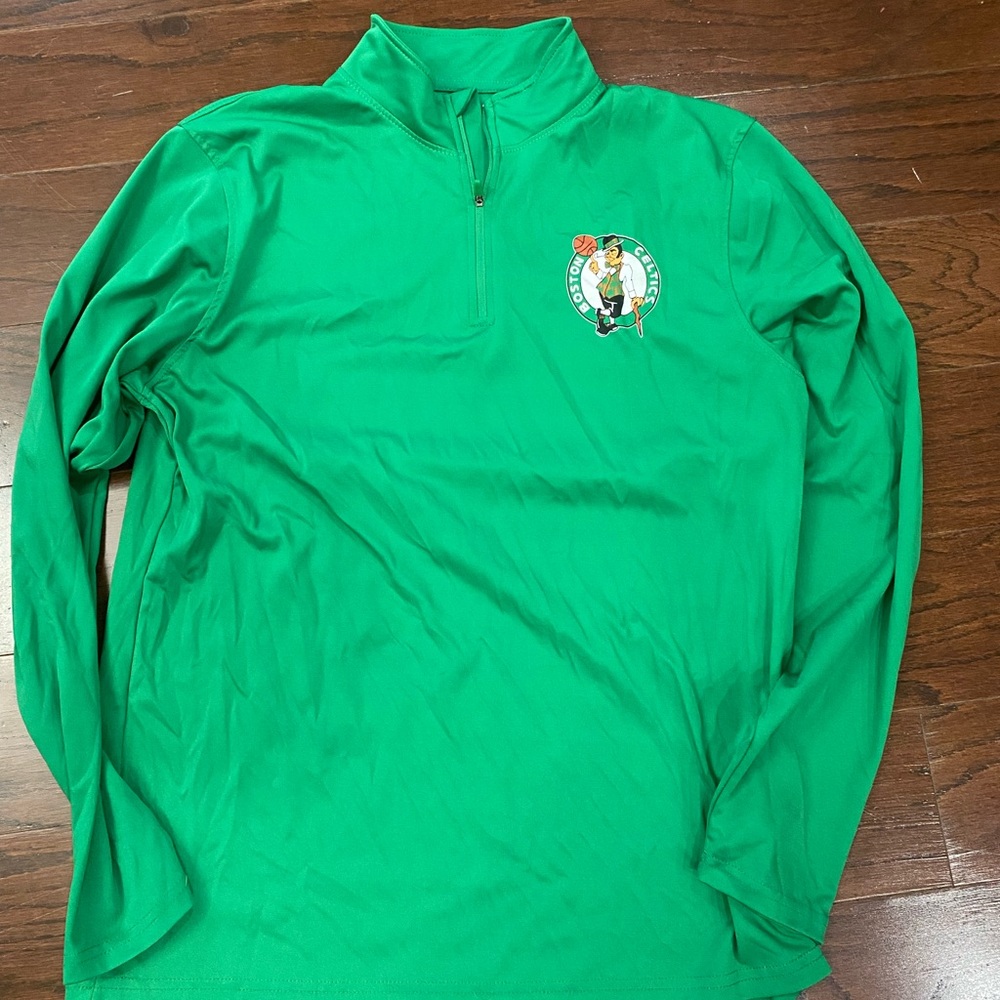 Boston Celtics 1/4 Zip Pullover 
NBA
Size Men’s Large
Green